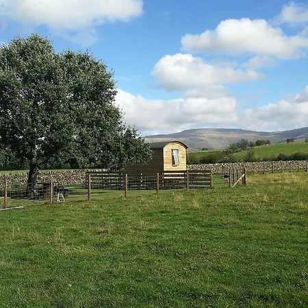 Luxusní stan Sunny Mount Shepherd's Hut Long Marton