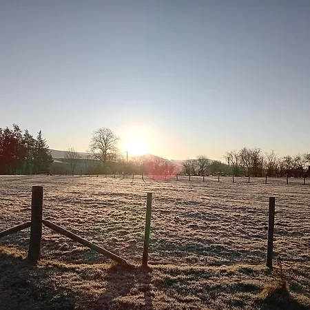 Luxusní stan Sunny Mount Shepherd's Hut Long Marton