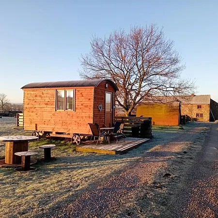 Роскошный шатер Sunny Mount Shepherd's Hut
