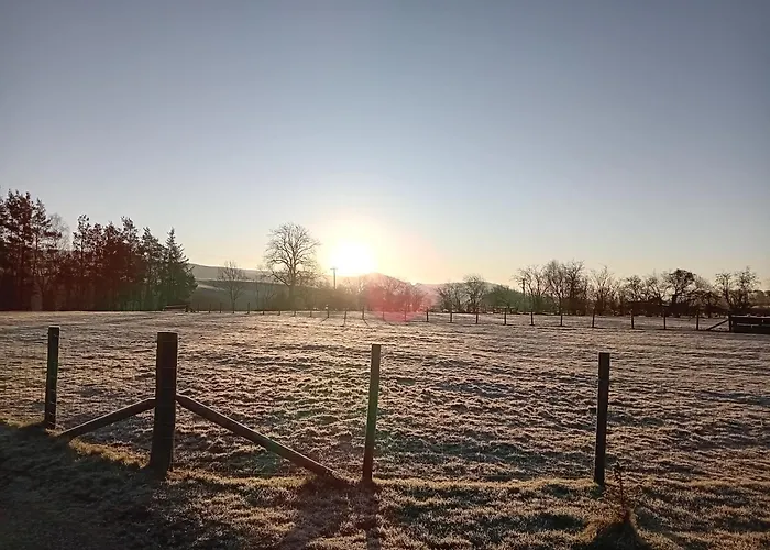 Luxury tent Sunny Mount Shepherd's Hut Long Marton